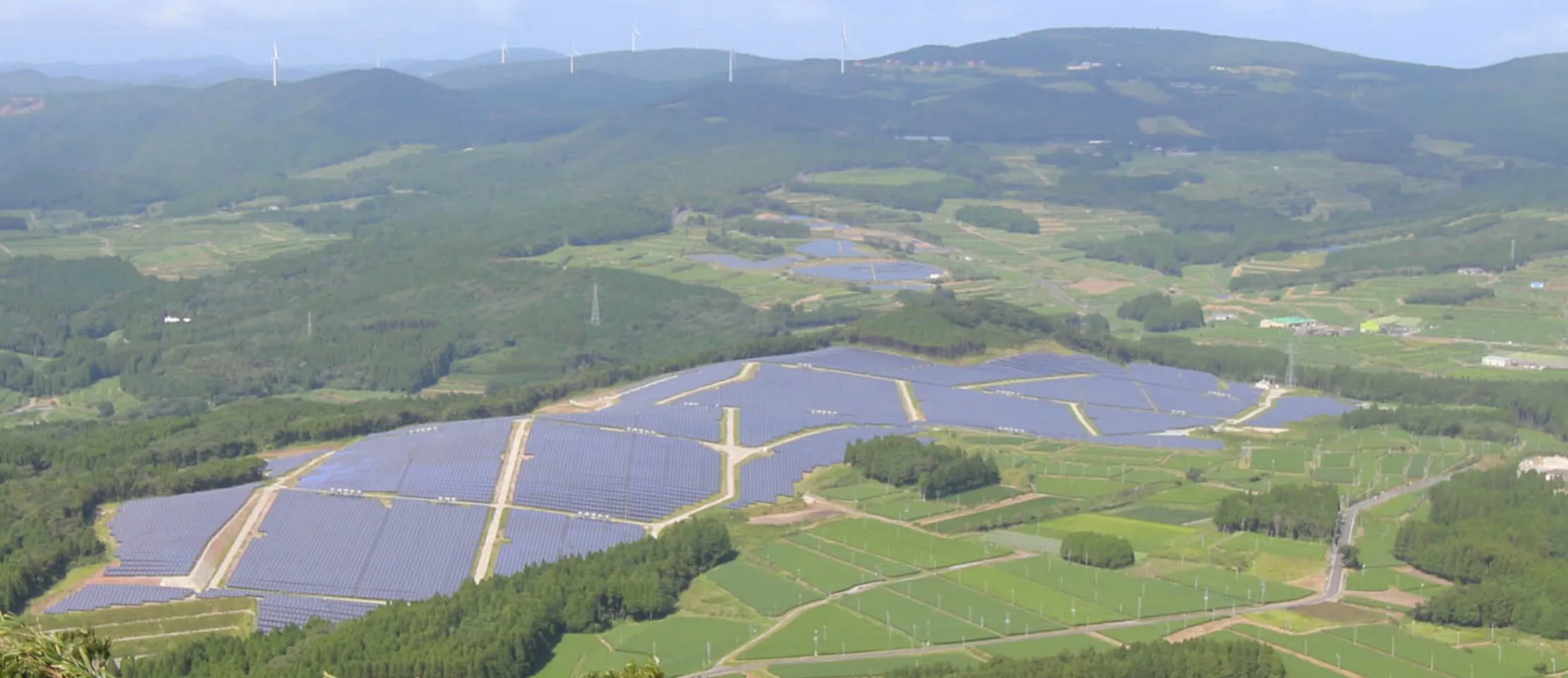 鹿児島県南九州市〈発電出力：24.6MWp〉