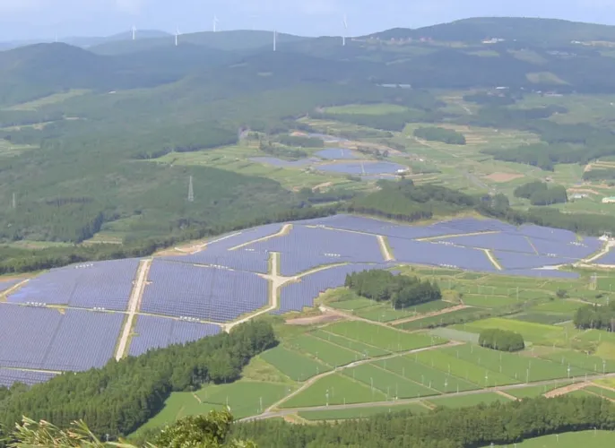 鹿児島県南九州市牧之内〈発電出力：24.6MWp〉